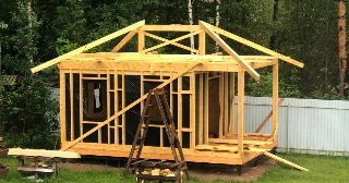 Сарай из бруса 100х100 в Киселевске - строительство под ключ | Строй-Ксл от 41208 руб.